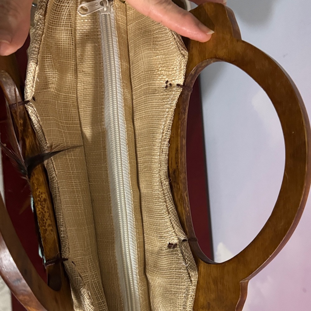 Elegant Tan Handbag with Teal Floral Accent - Picture 9 of 9